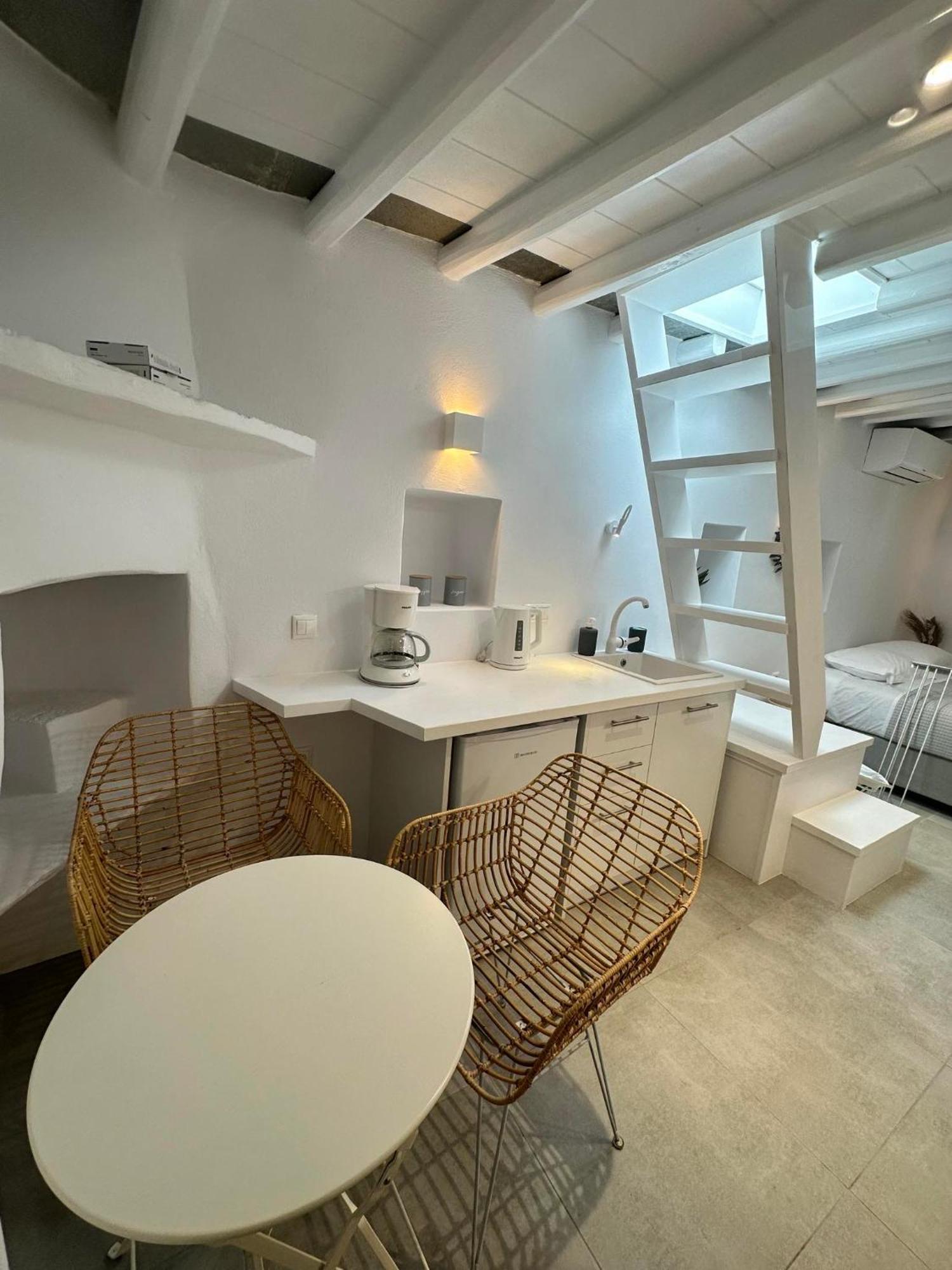 Apollonion House Apartment Аполония Екстериор снимка